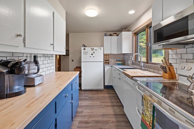 157 Dartt Hill Road, Bethel, VT 05032