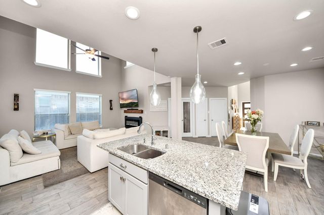 7027 Winterberry Glen Lane, Katy, TX 77493