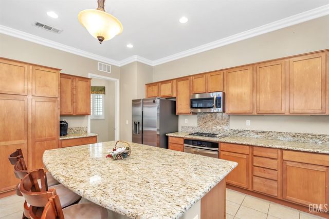 5719 Primrose Vista Court, Bakersfield, CA 93306