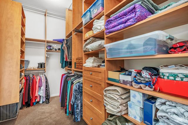 5719 Primrose Vista Court, Bakersfield, CA 93306