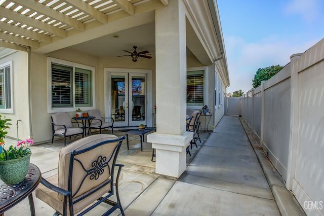 5719 Primrose Vista Court, Bakersfield, CA 93306