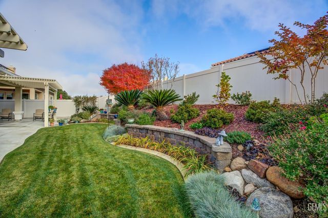 5719 Primrose Vista Court, Bakersfield, CA 93306