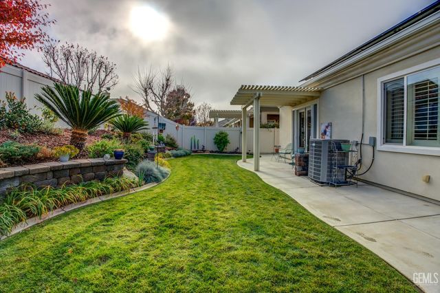 5719 Primrose Vista Court, Bakersfield, CA 93306