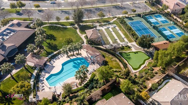 5719 Primrose Vista Court, Bakersfield, CA 93306