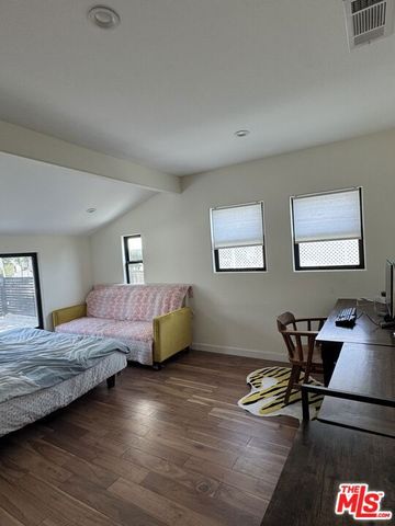 731 N Laurel Avenue 2, Los Angeles, CA 90046