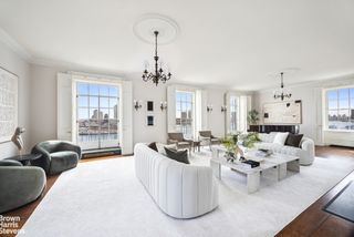 1 Beekman Pl # 7/8A, New York City, NY 10022