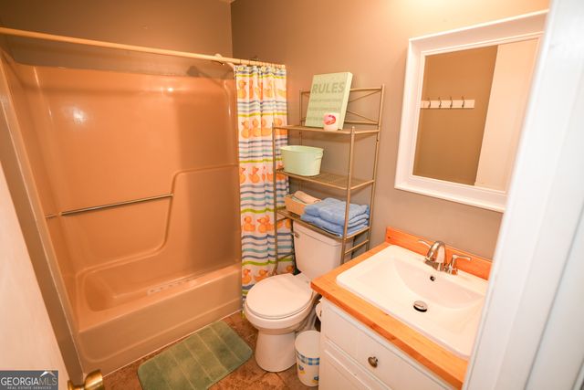 580 Limestone Street, Mount Vernon, GA 30445