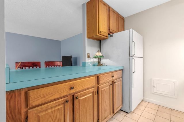 64 Main St 41B, Stoneham, MA 02180