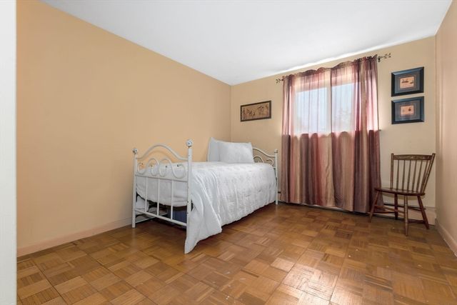 64 Main St 41B, Stoneham, MA 02180