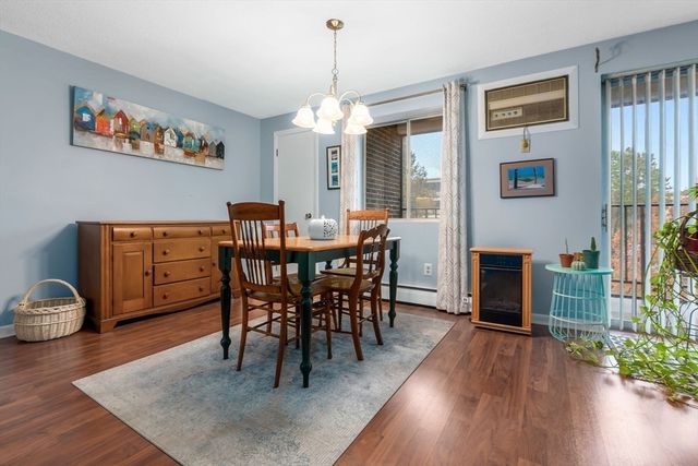 64 Main St 41B, Stoneham, MA 02180
