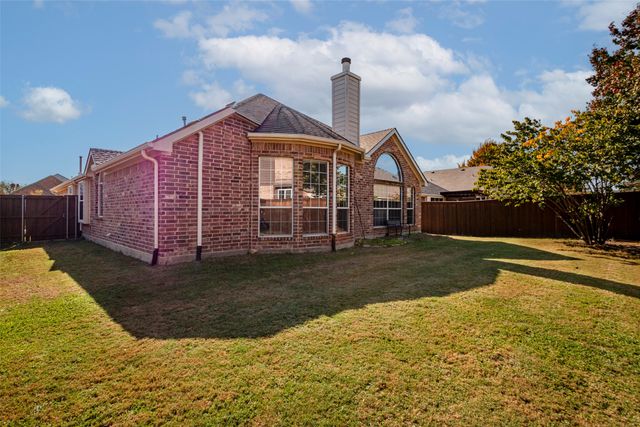 2409 Chesterwood Drive, Little Elm, TX 75068