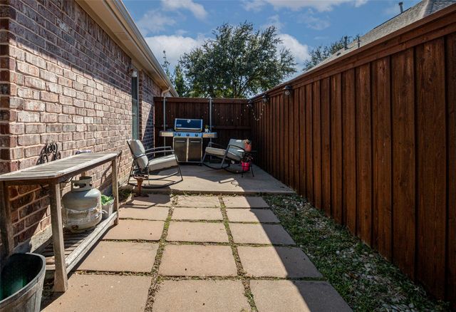 2409 Chesterwood Drive, Little Elm, TX 75068