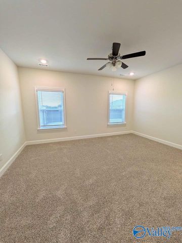 336 Jackson Point Circle NE, Huntsville, AL 35811