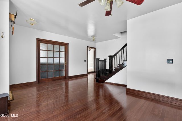 484 Kenwood Avenue, Bethlehem, NY 12054