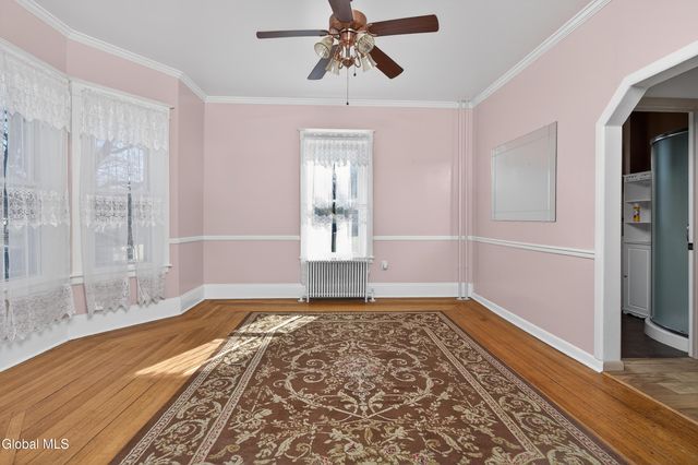 484 Kenwood Avenue, Bethlehem, NY 12054