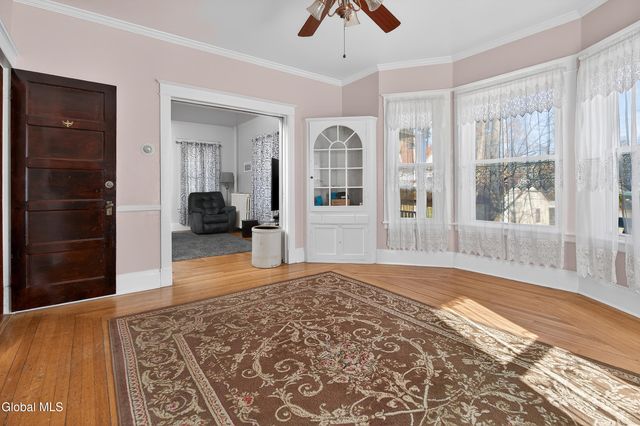 484 Kenwood Avenue, Bethlehem, NY 12054