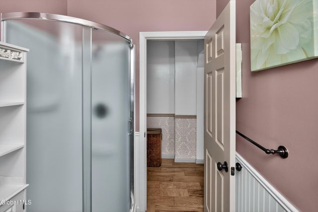 484 Kenwood Avenue, Bethlehem, NY 12054