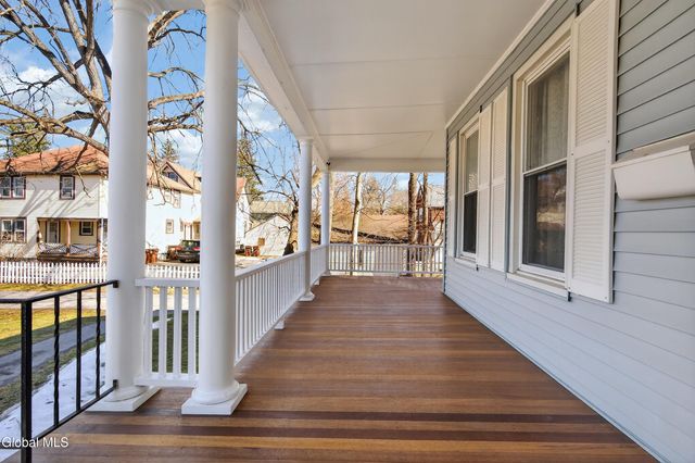 484 Kenwood Avenue, Bethlehem, NY 12054