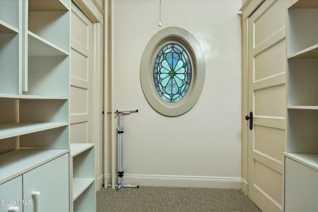 484 Kenwood Avenue, Bethlehem, NY 12054