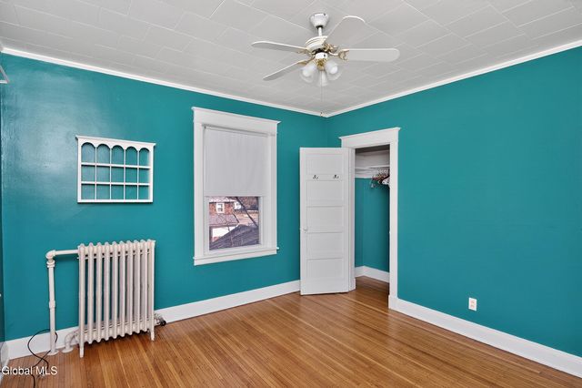 484 Kenwood Avenue, Bethlehem, NY 12054