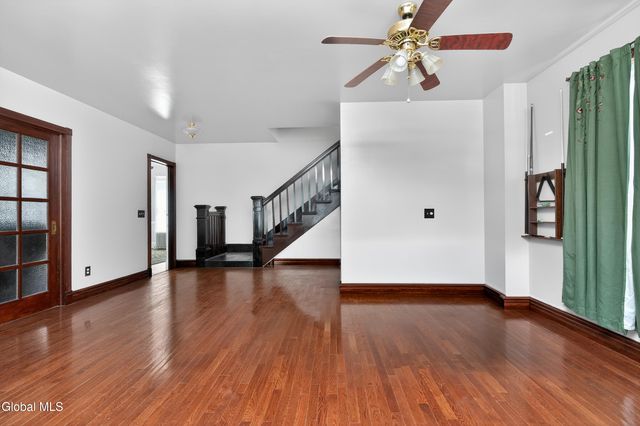 484 Kenwood Avenue, Bethlehem, NY 12054