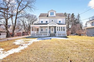 484 Kenwood Avenue, Bethlehem, NY 12054