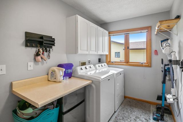 607 Apache Drive, Fremont, MI 49412