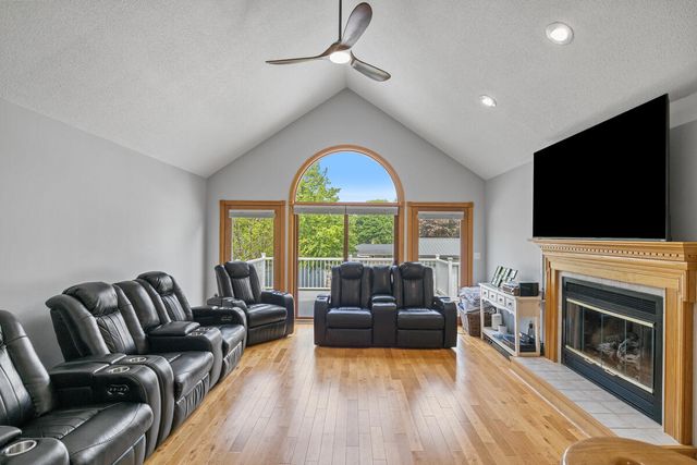 607 Apache Drive, Fremont, MI 49412