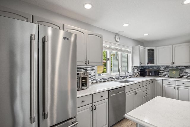 607 Apache Drive, Fremont, MI 49412