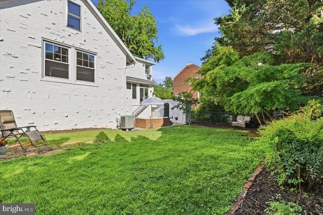 2800 S ARLINGTON RIDGE RD, Arlington, VA 22202