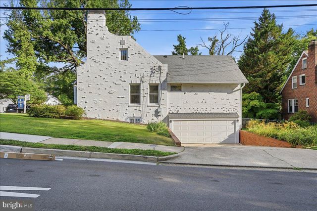 2800 S ARLINGTON RIDGE RD, Arlington, VA 22202