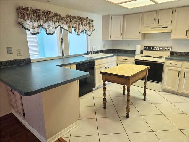 9233 GENEVA STREET, Spring Hill, FL 34608
