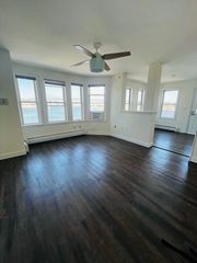 429 Border St 6, Boston, MA 02128