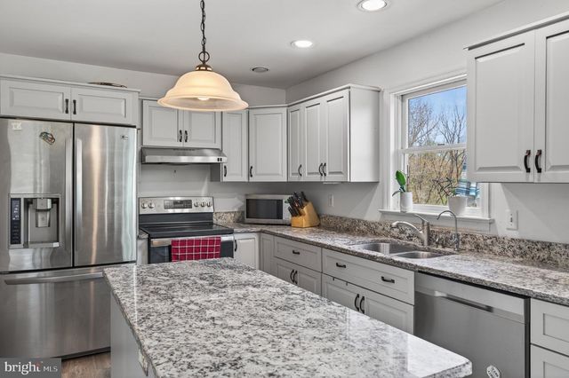 45 LATHAM RD, Nottingham, PA 19362
