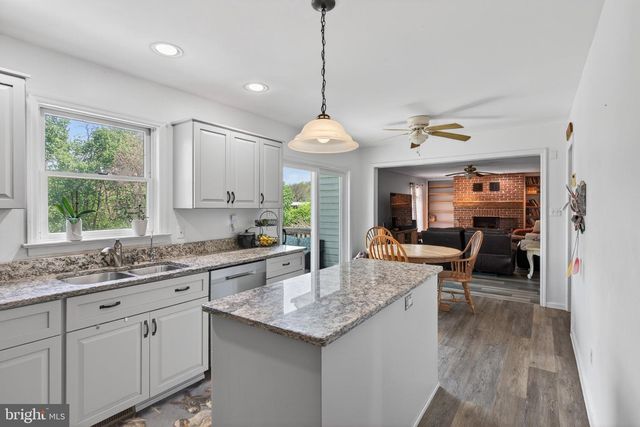 45 LATHAM RD, Nottingham, PA 19362