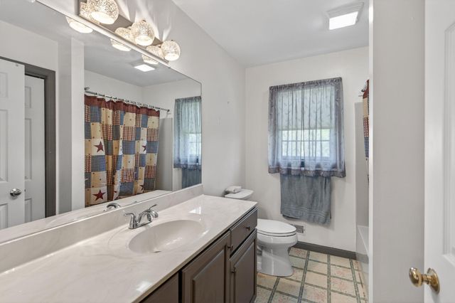 45 LATHAM RD, Nottingham, PA 19362