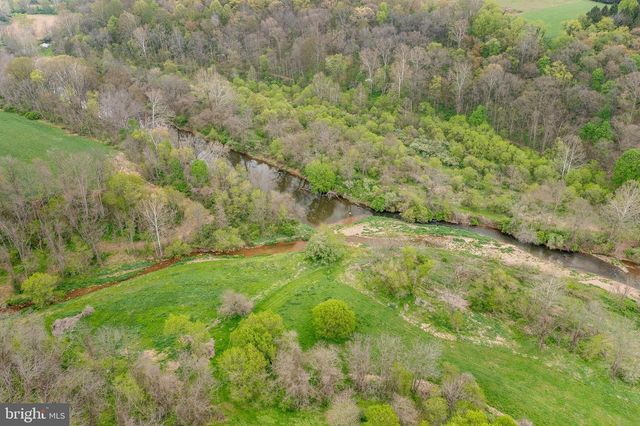 45 LATHAM RD, Nottingham, PA 19362