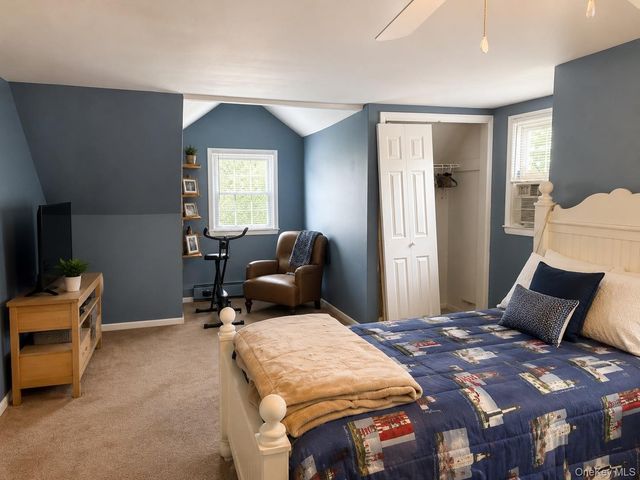 61 E Hall Ave, New City, NY 10956