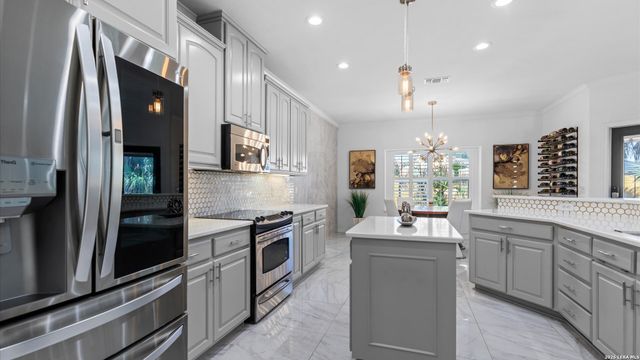 2369 N Ranch Estates, New Braunfels, TX 78130
