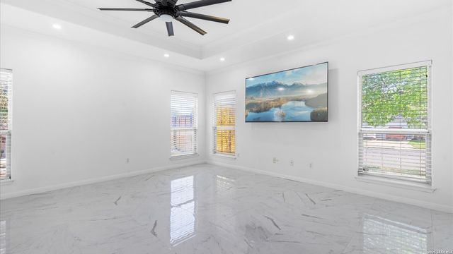 2369 N Ranch Estates, New Braunfels, TX 78130