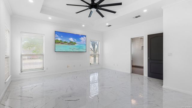 2369 N Ranch Estates, New Braunfels, TX 78130