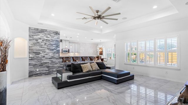 2369 N Ranch Estates, New Braunfels, TX 78130