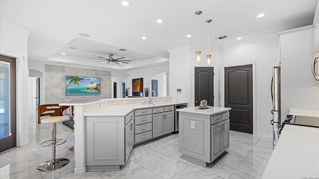2369 N Ranch Estates, New Braunfels, TX 78130
