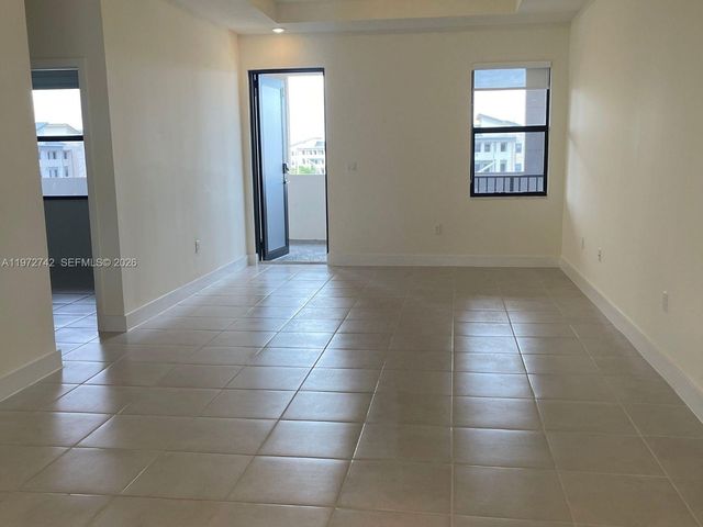 7915 NW 104th Ave 32, Doral, FL 33178