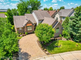44215 Riverview Ridge Drive, Clinton Charter Township, MI 48038