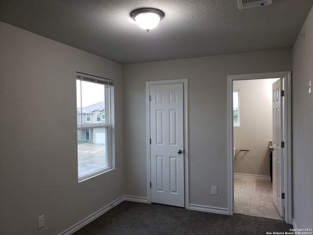 16913 Showdown Path Unit 4, Selma, TX 78154
