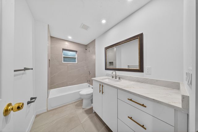 712 SE Bayou Avenue, Stuart, FL 34994