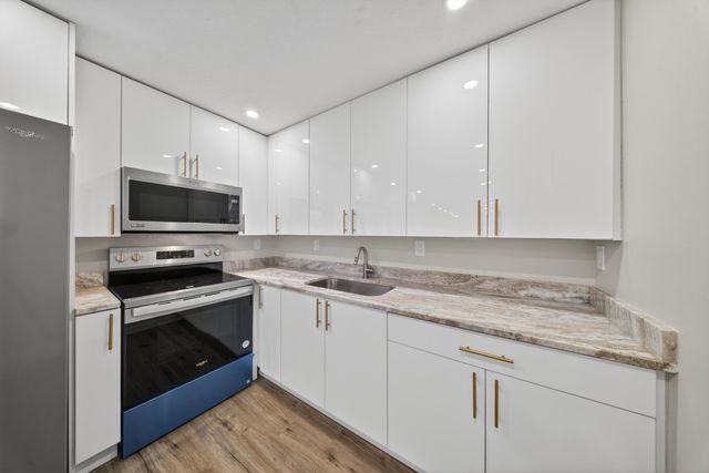 712 SE Bayou Avenue, Stuart, FL 34994