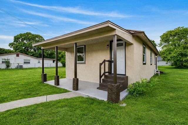 712 SE Bayou Avenue, Stuart, FL 34994