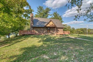 1922 Red Brush Road, Newburgh, IN 47630